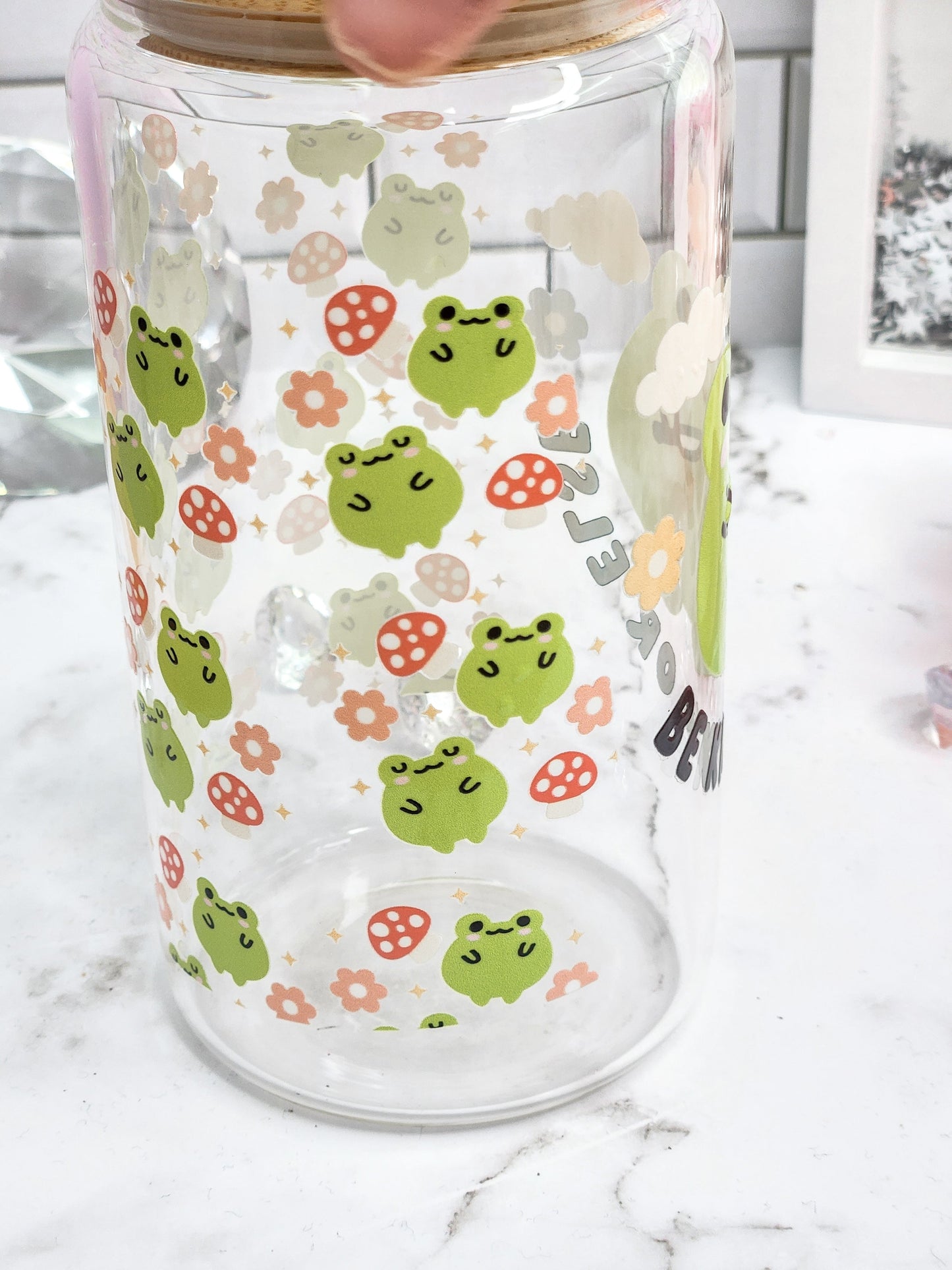 Be Kind Froggie 16 oz libbey glass can