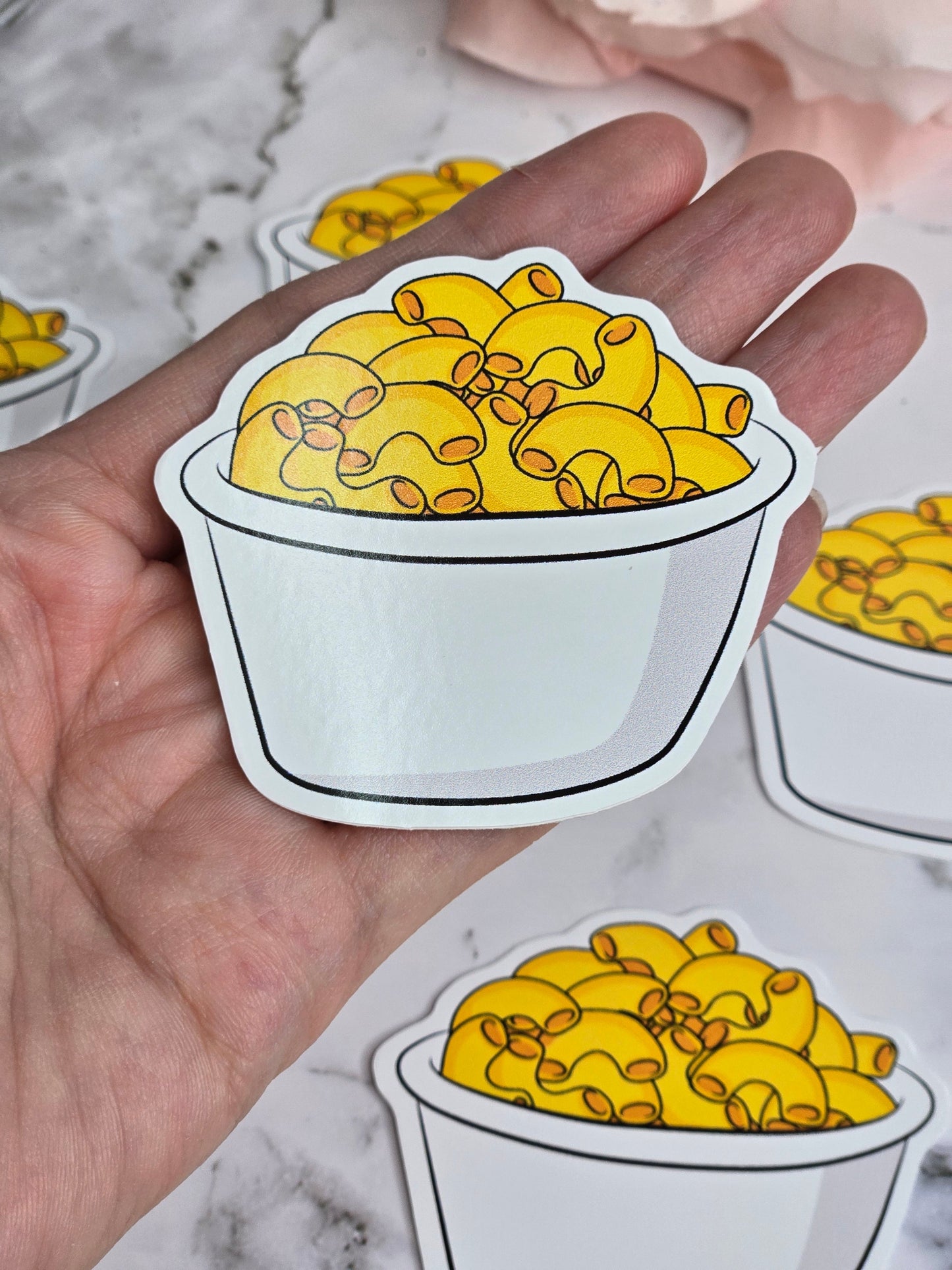 A bowl of nutrious macaroni and cheese