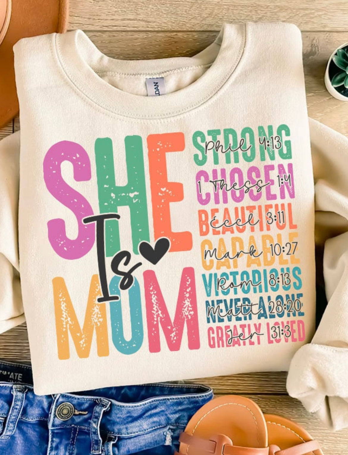 Mom Tee's