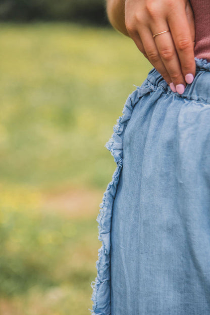 Raw Hem Ruffled Jeans LT