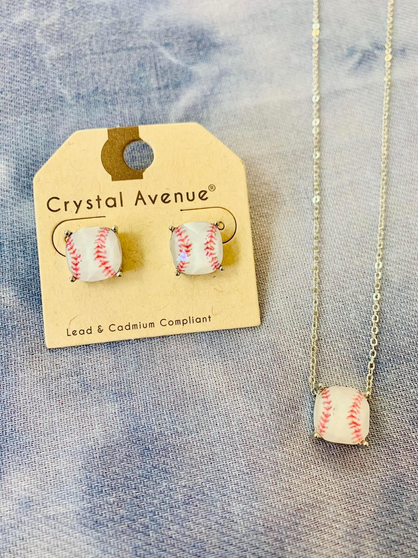 Sports theme necklace & earrings